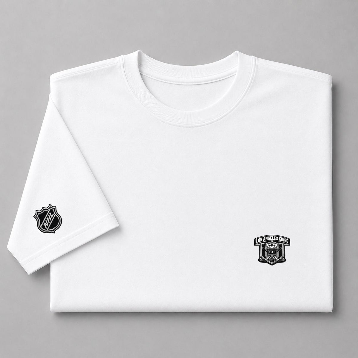 039 Los Angeles Kings Puff Embroidered Logo T-Shirt - Unisex Short Sleeve Tee
